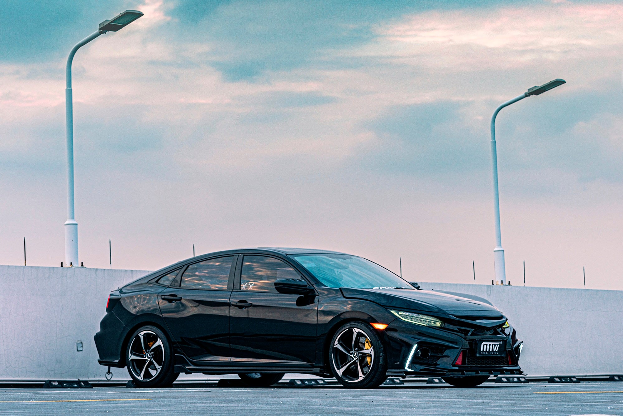 HONDA CIVIC 10TH GEN-001-MST 717