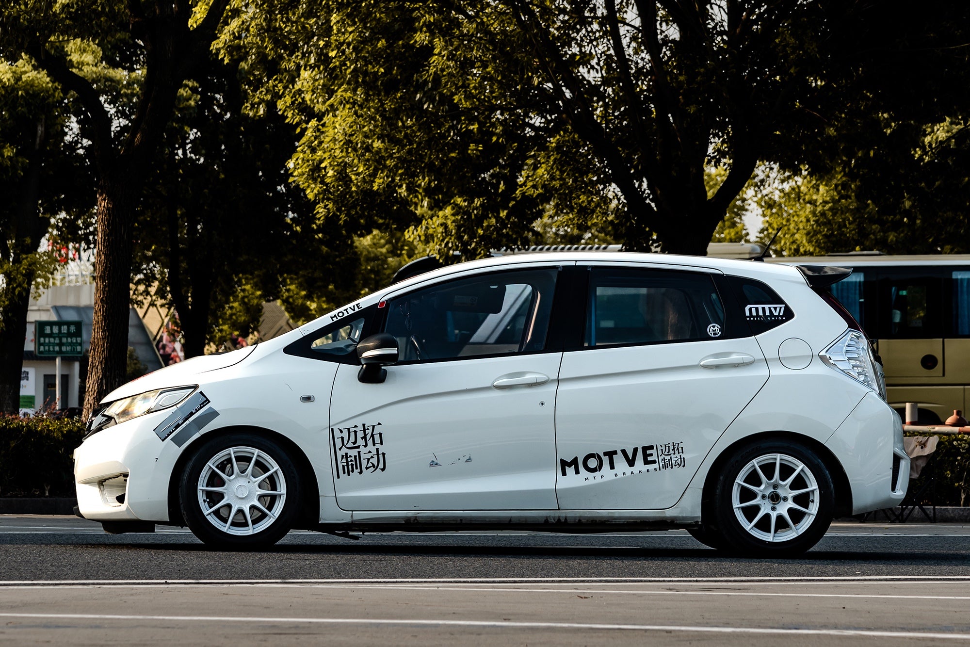 HONDA FIT-001-FF FK75S