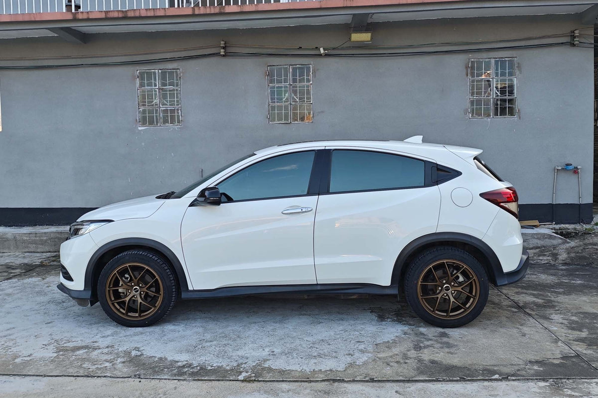 HONDA VEZEL-001-FF 001