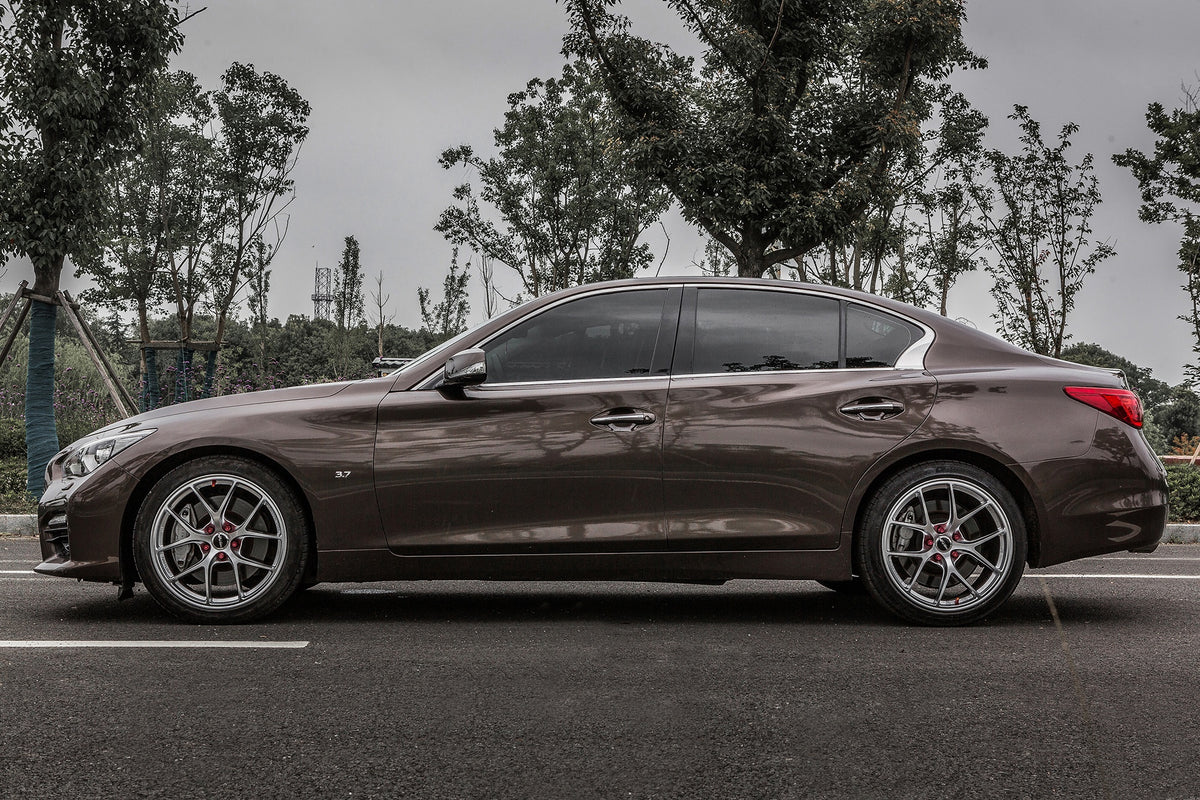 INFINITI Q50L-001-FF 102