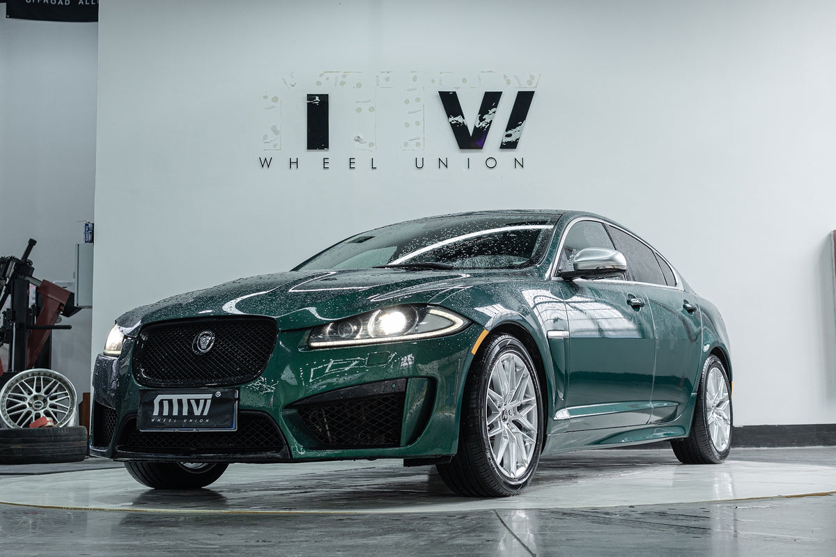 JAGUAR XF-004-MST 715