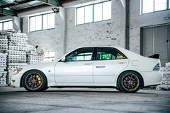 LEXUS IS200-001-FF 011