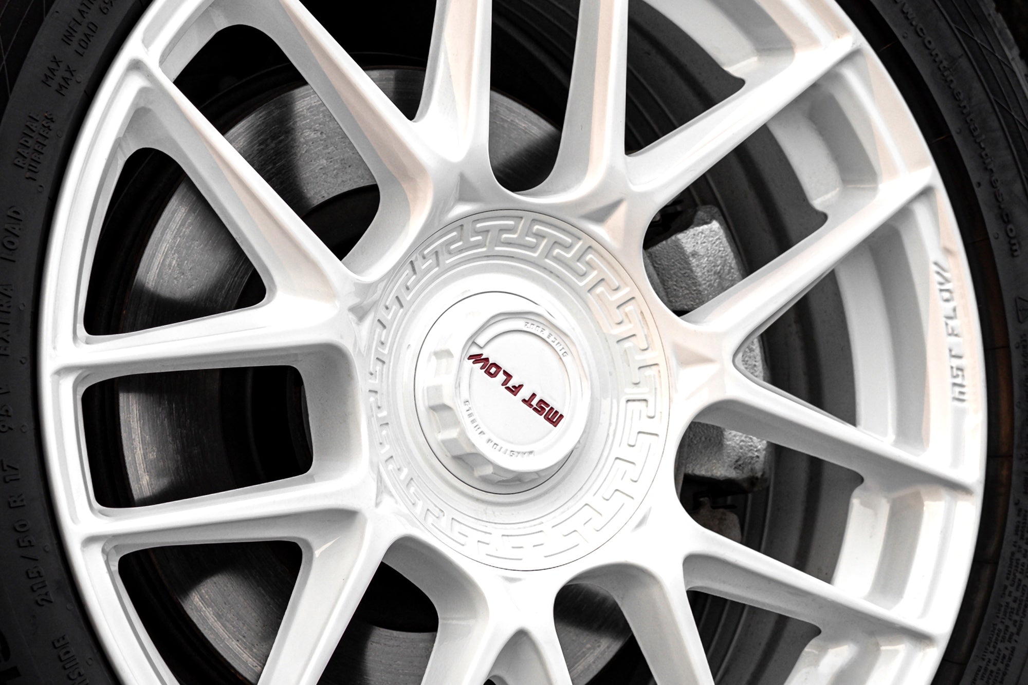 LYNK&CO03-002-FF CK70CE