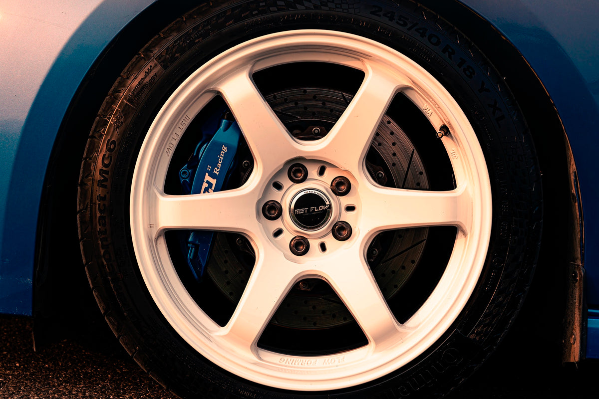 LYNK&CO 03-003-FF 010