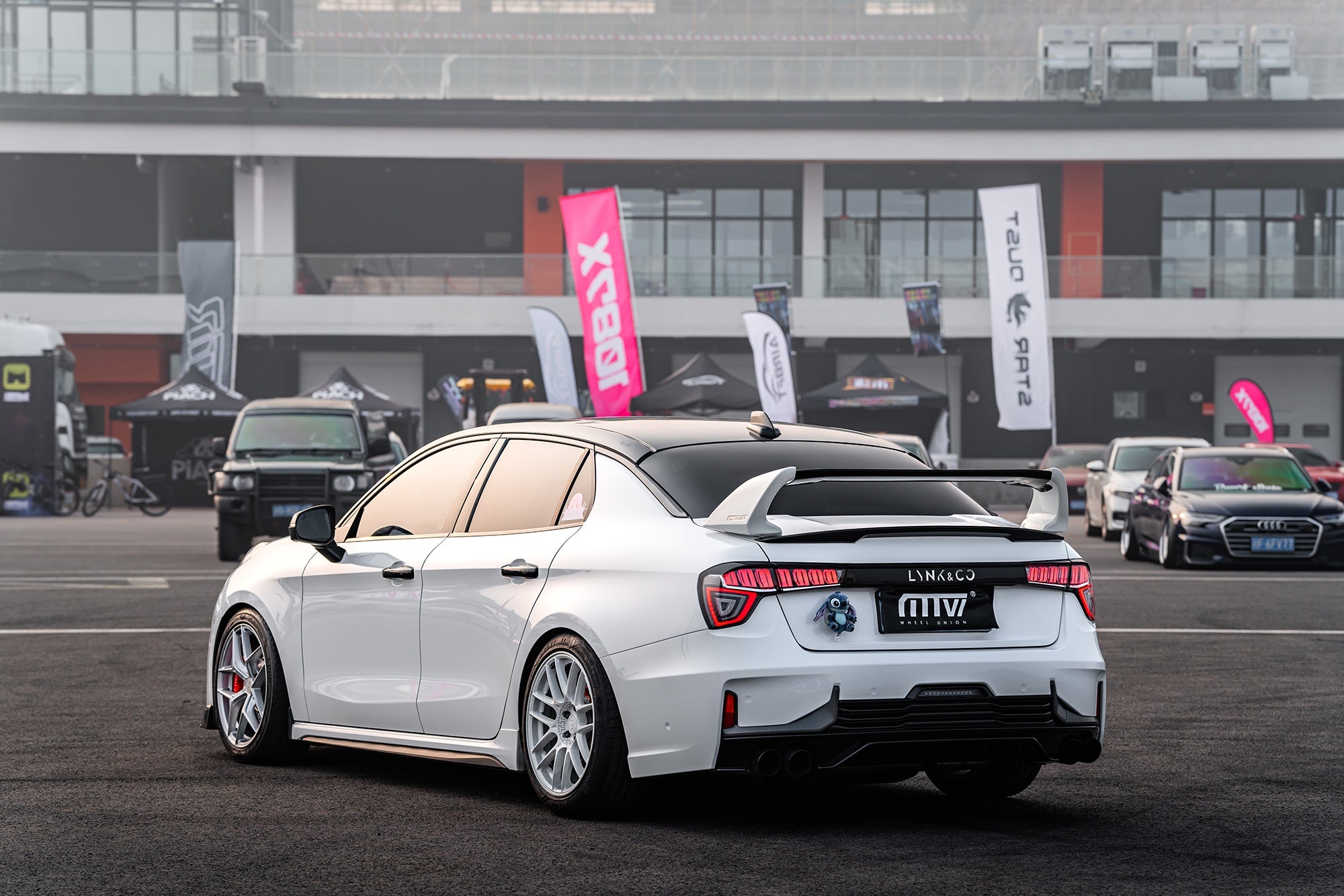 LYNK&CO 03-003-FF FK07