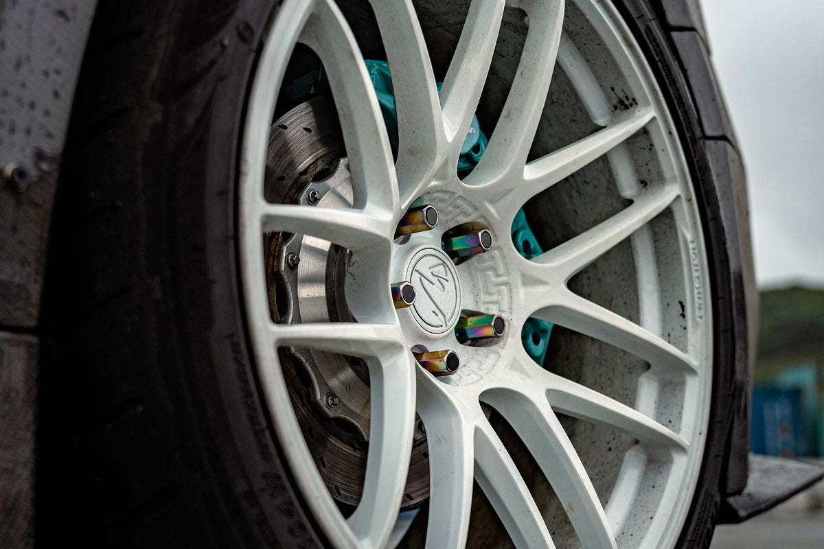 LYNK&CO 03-004-FG CK70
