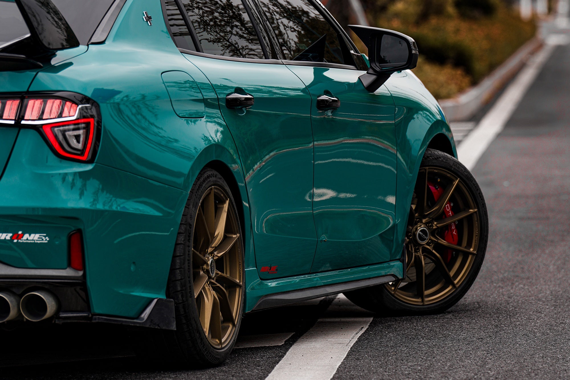 LYNK&CO 03-005-FF 011