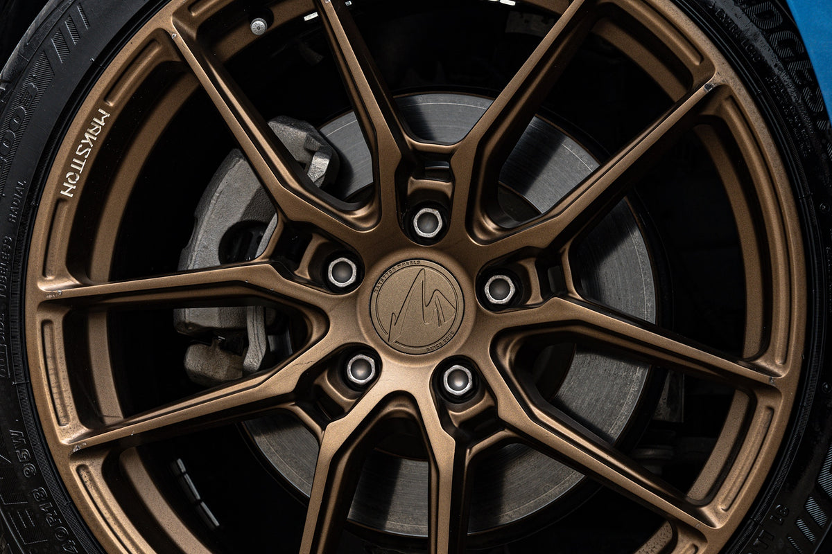 LYNK&CO 03-007-MST 713；FF FK07