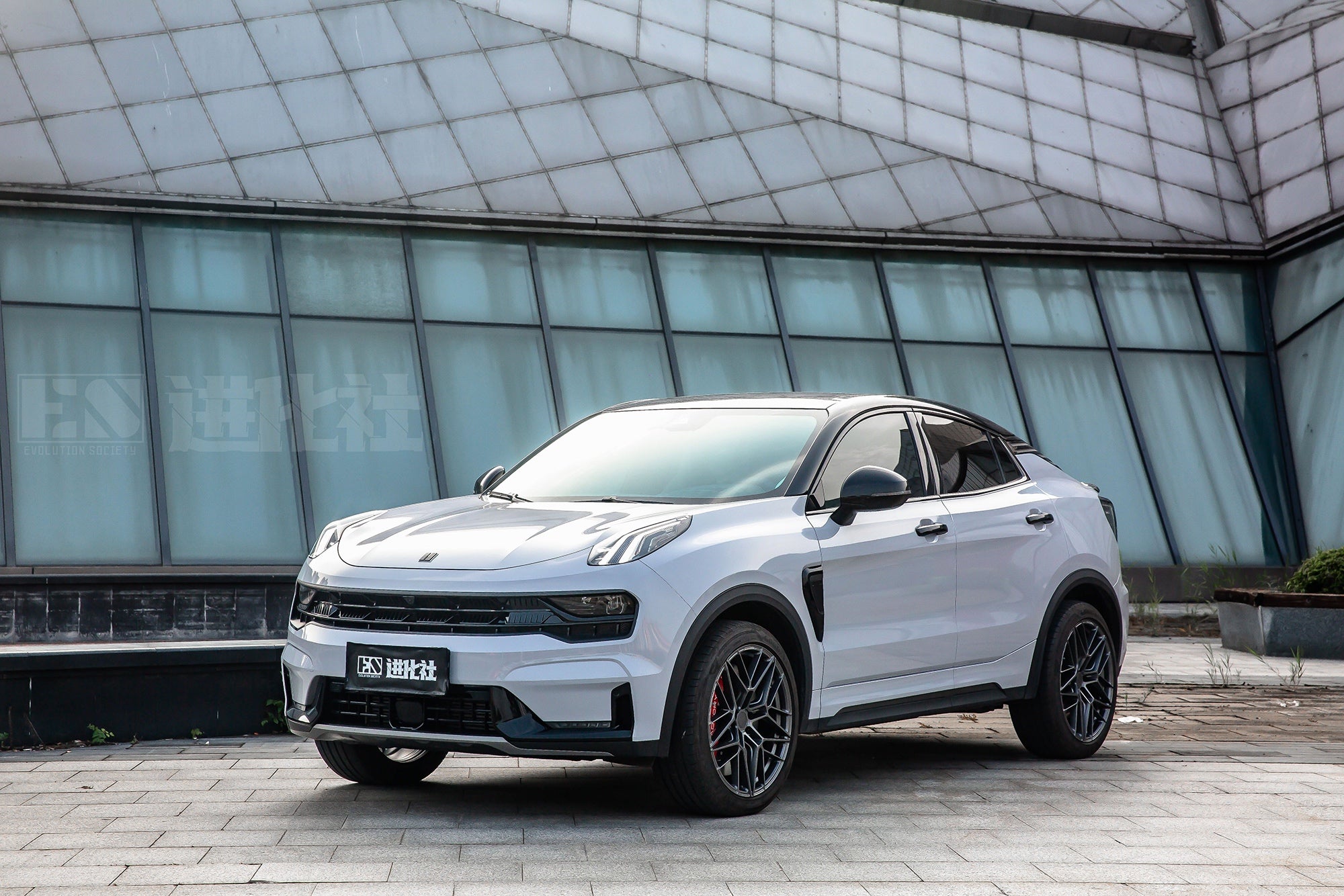 LYNK&CO 05-004-MST 718