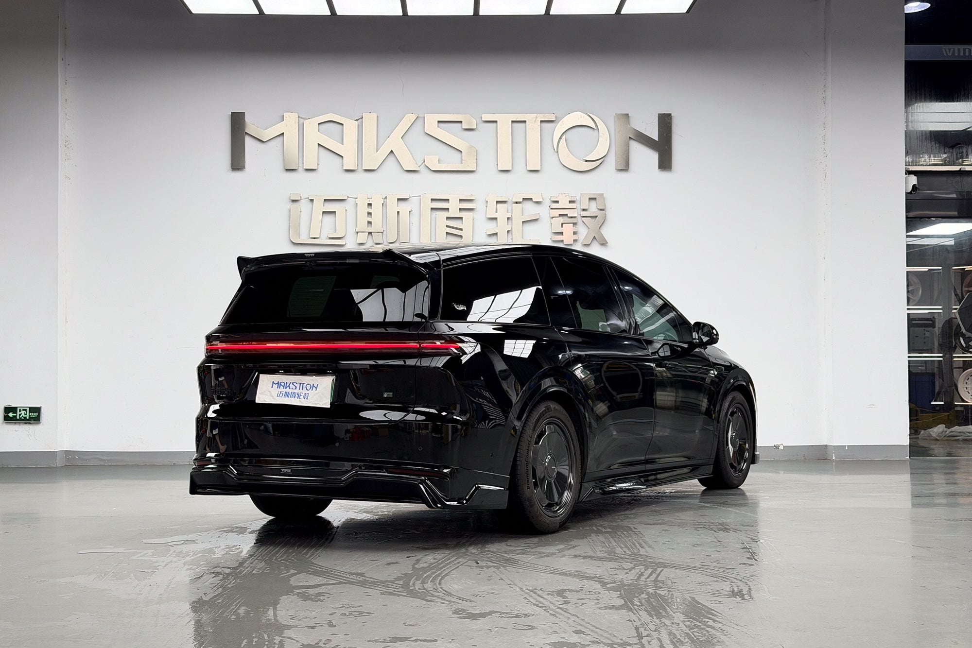 LI AUTO I8-005-FG BO03