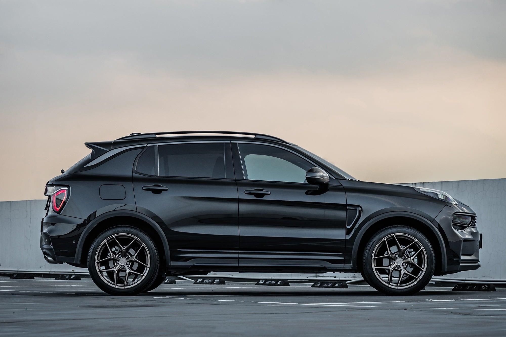 LYNK&CO 01-001-FF FK07