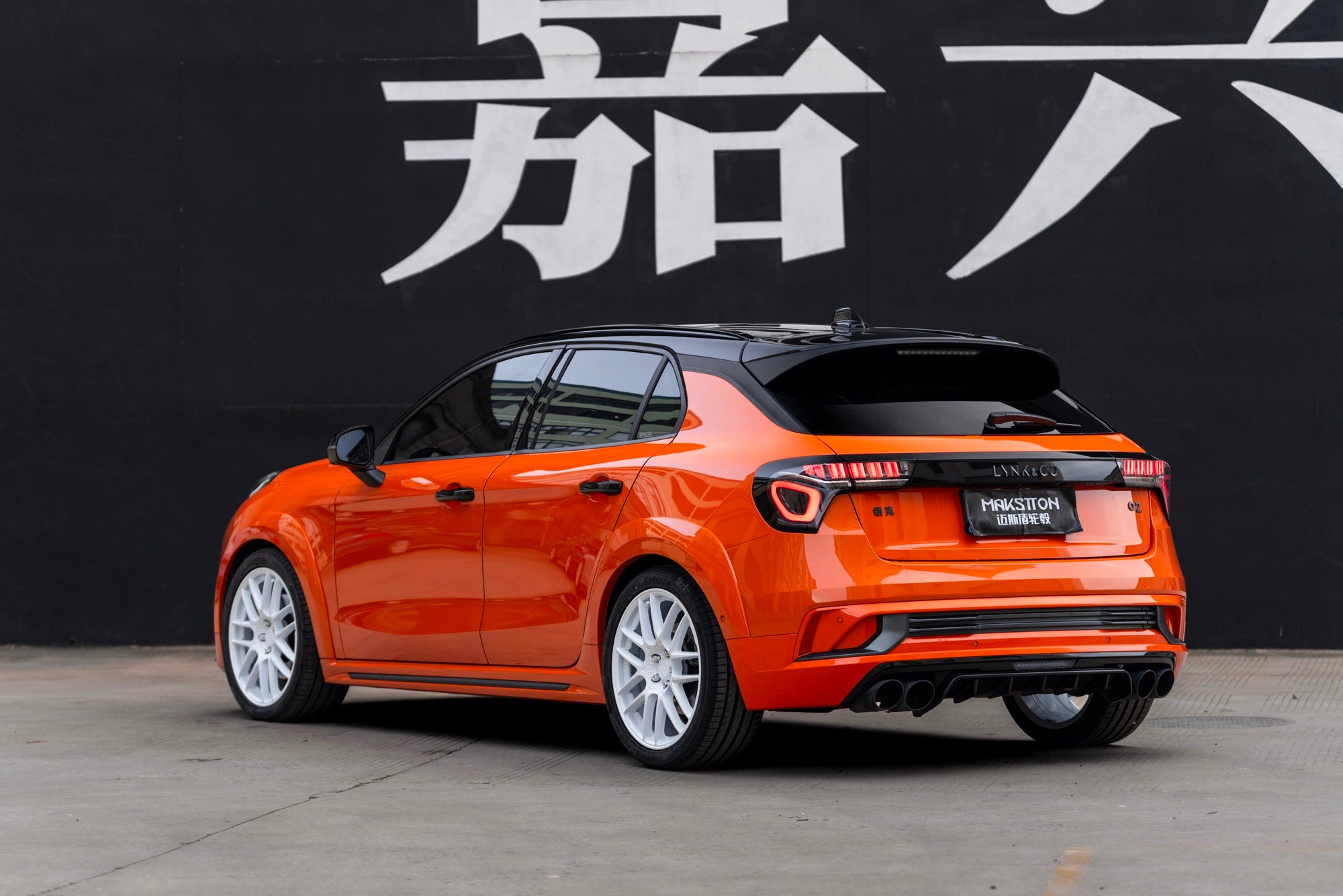 LYNK&CO 02HB-003-MST CK70