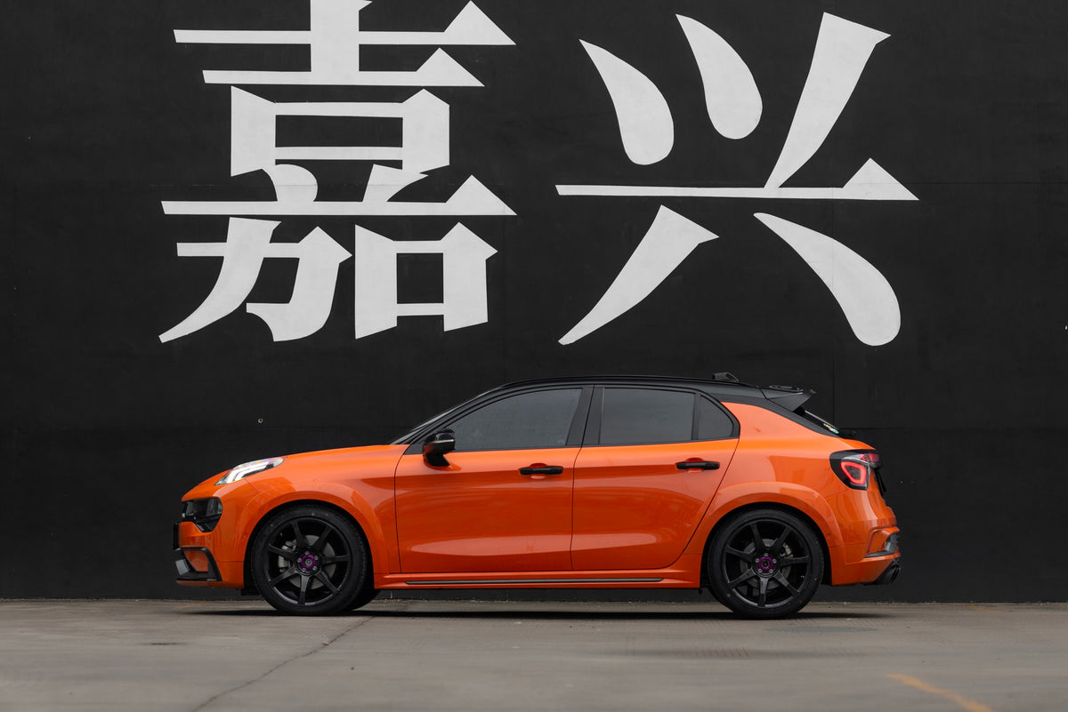 LYNK&CO 02 HATCHBACK-001-FF MR7