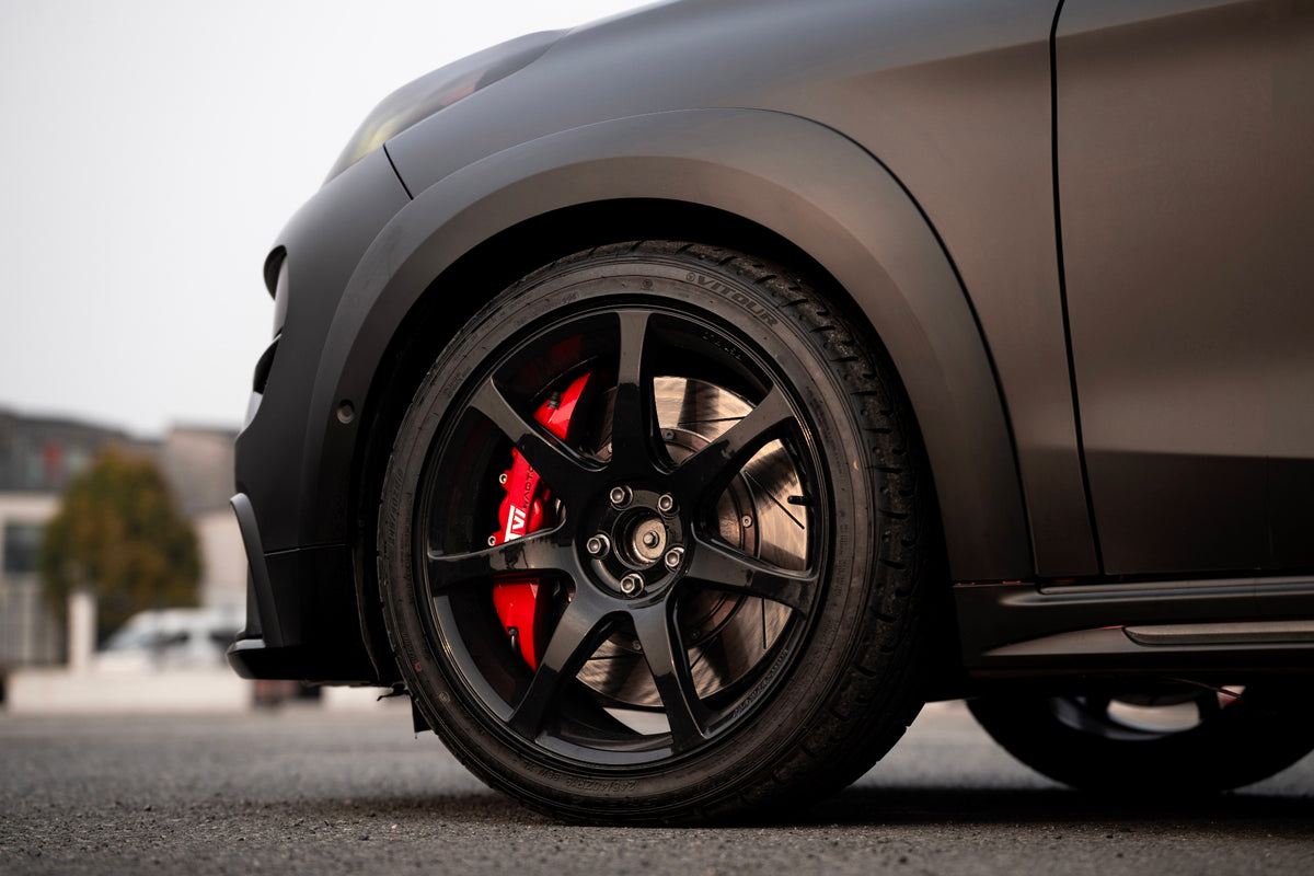 LYNK&CO 02 HATCHBACK-002-FF MR7