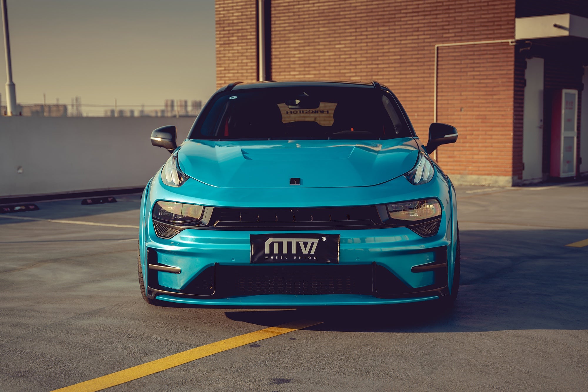 LYNK&CO 02 HATCHBACK-002-FG CK70