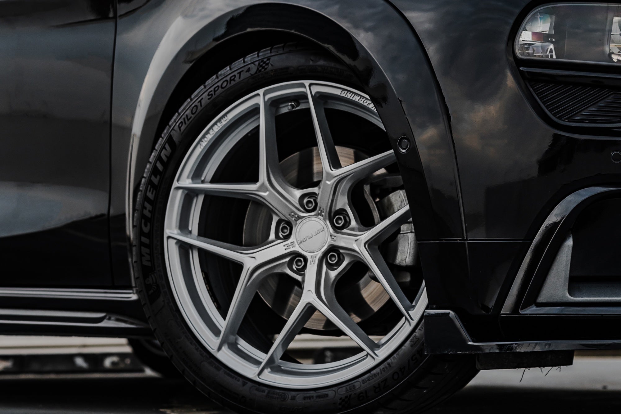 LYNK&CO 02 HATCHBACK-002-FG FK07