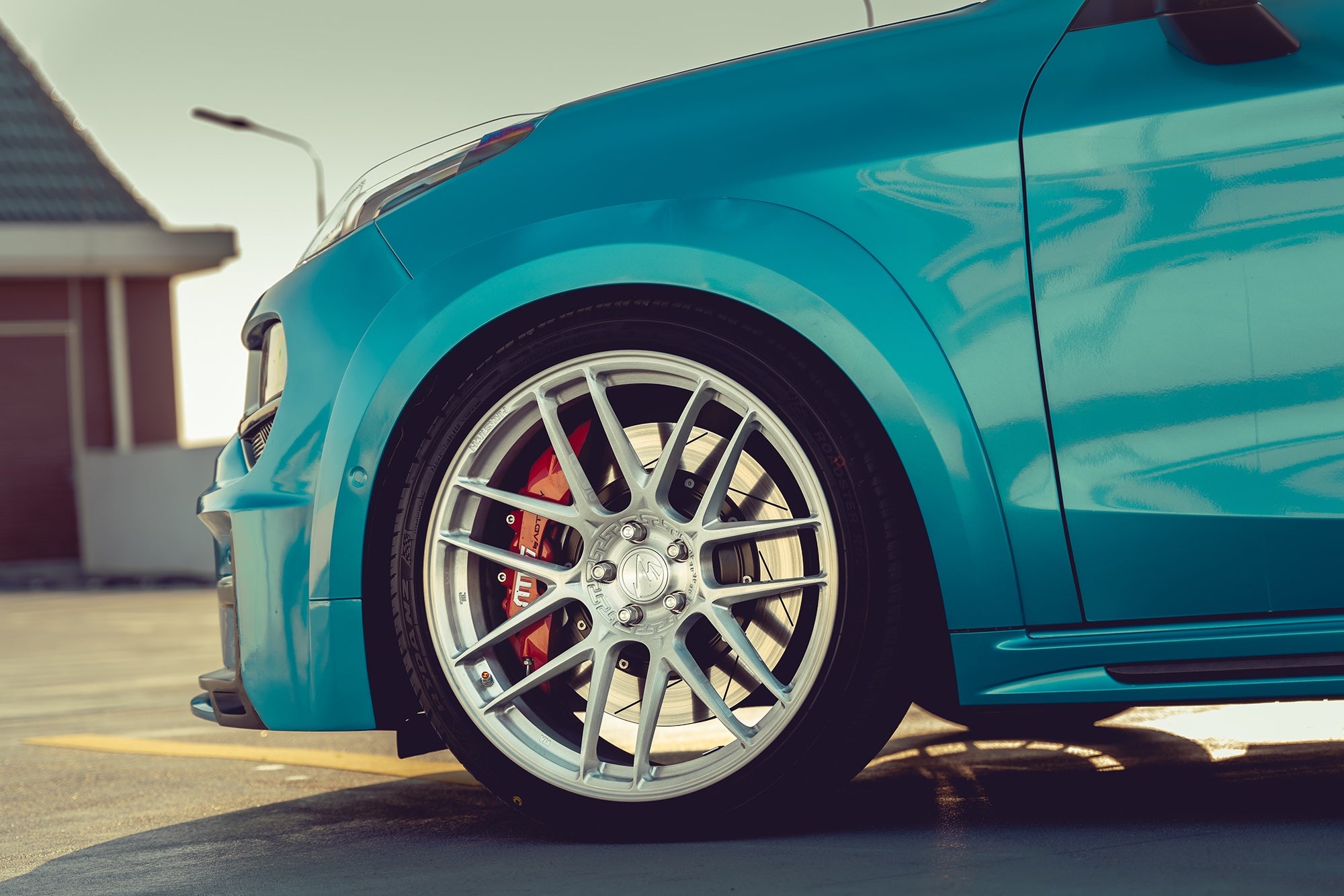 LYNK&CO 02 HATCHBACK-004-FG CK70