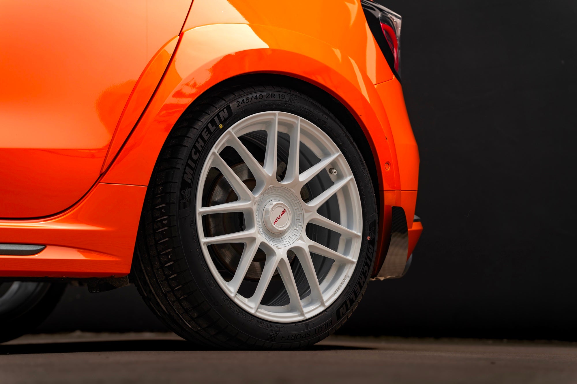 LYNK&CO 02 HATCHBACK-006-FF CK70CE