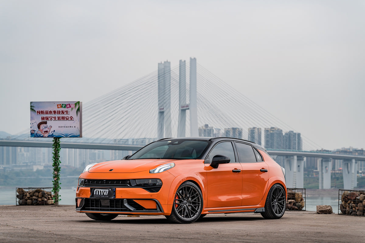 LYNK&CO 02 HATCHBACK-006-MST 715