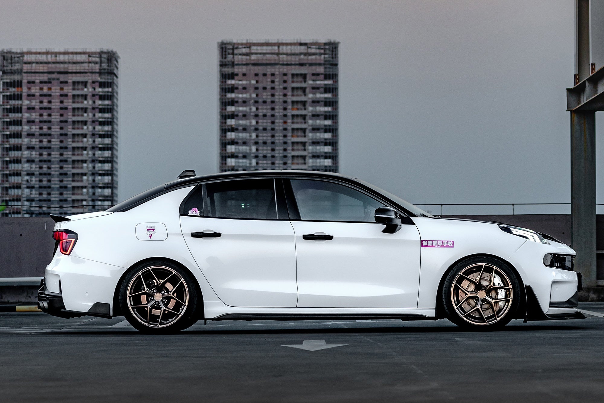 LYNK&CO 03-001-FF FK07