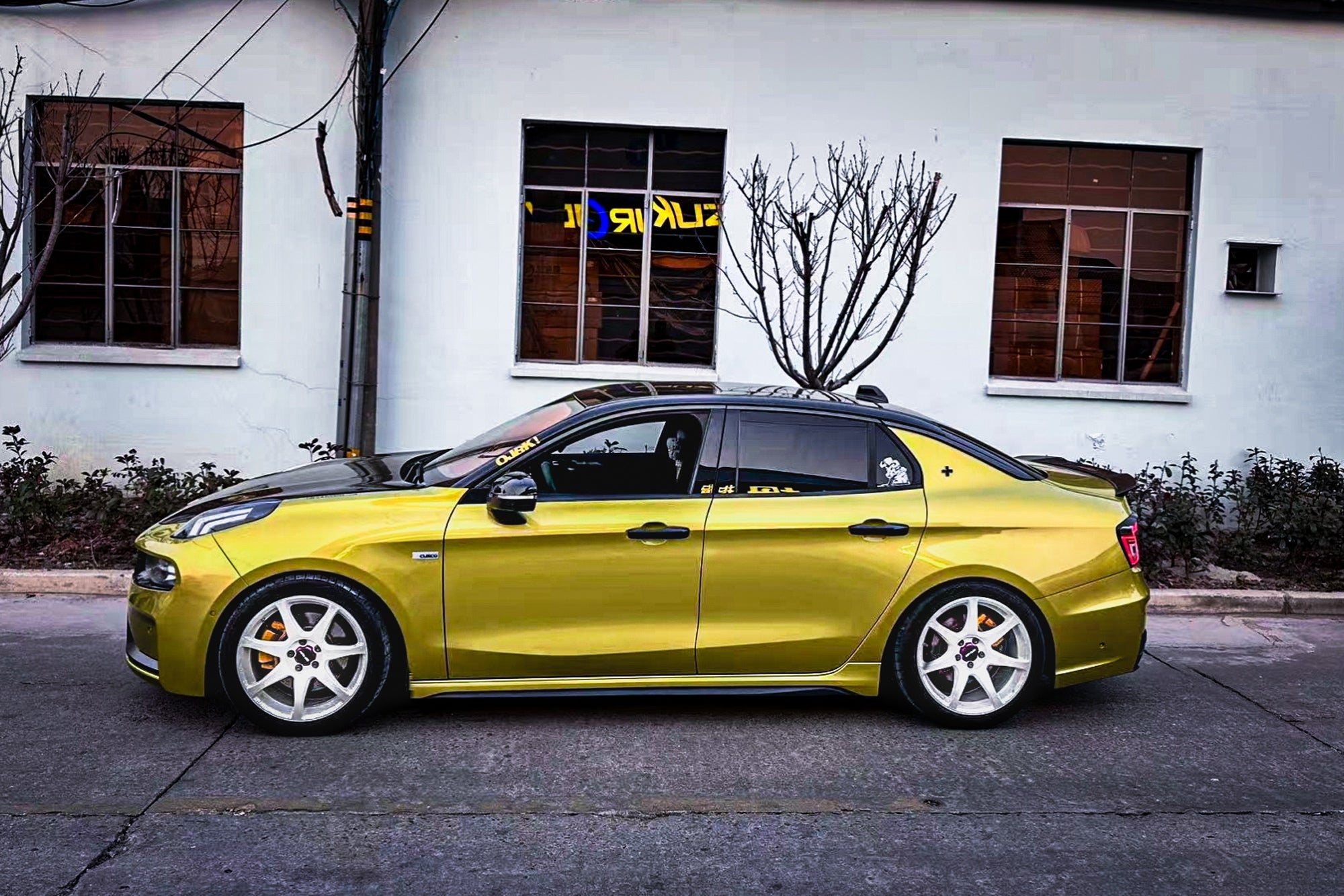 LYNK&CO 03-001-FF MR7