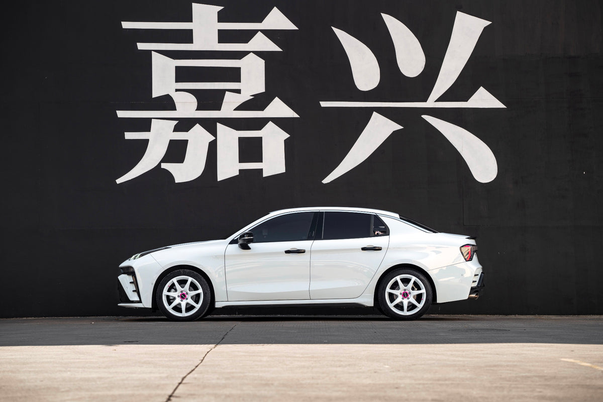 LYNK&CO 03-001-FF MR7