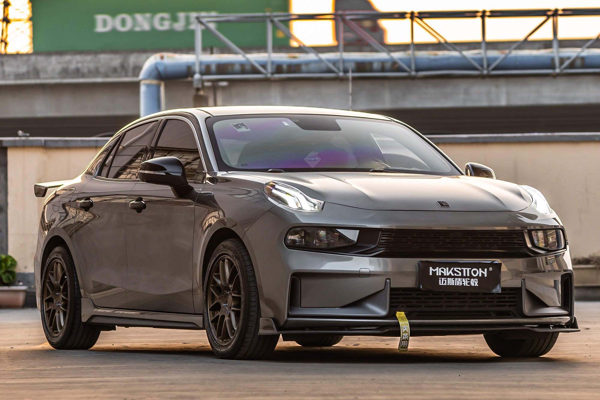 LYNK&CO 03-001-MST CK70