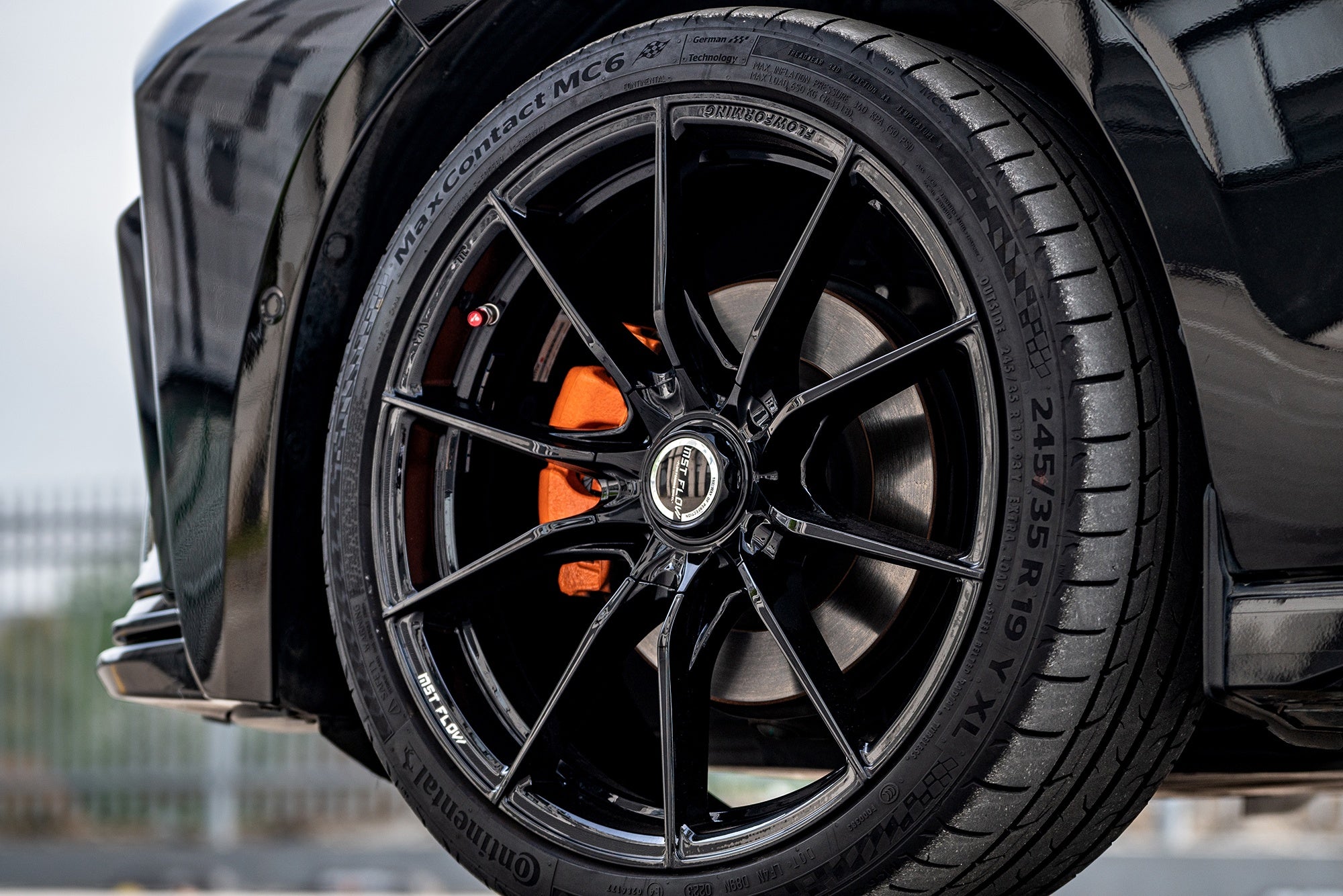 LYNK&CO 03-002-FF 011