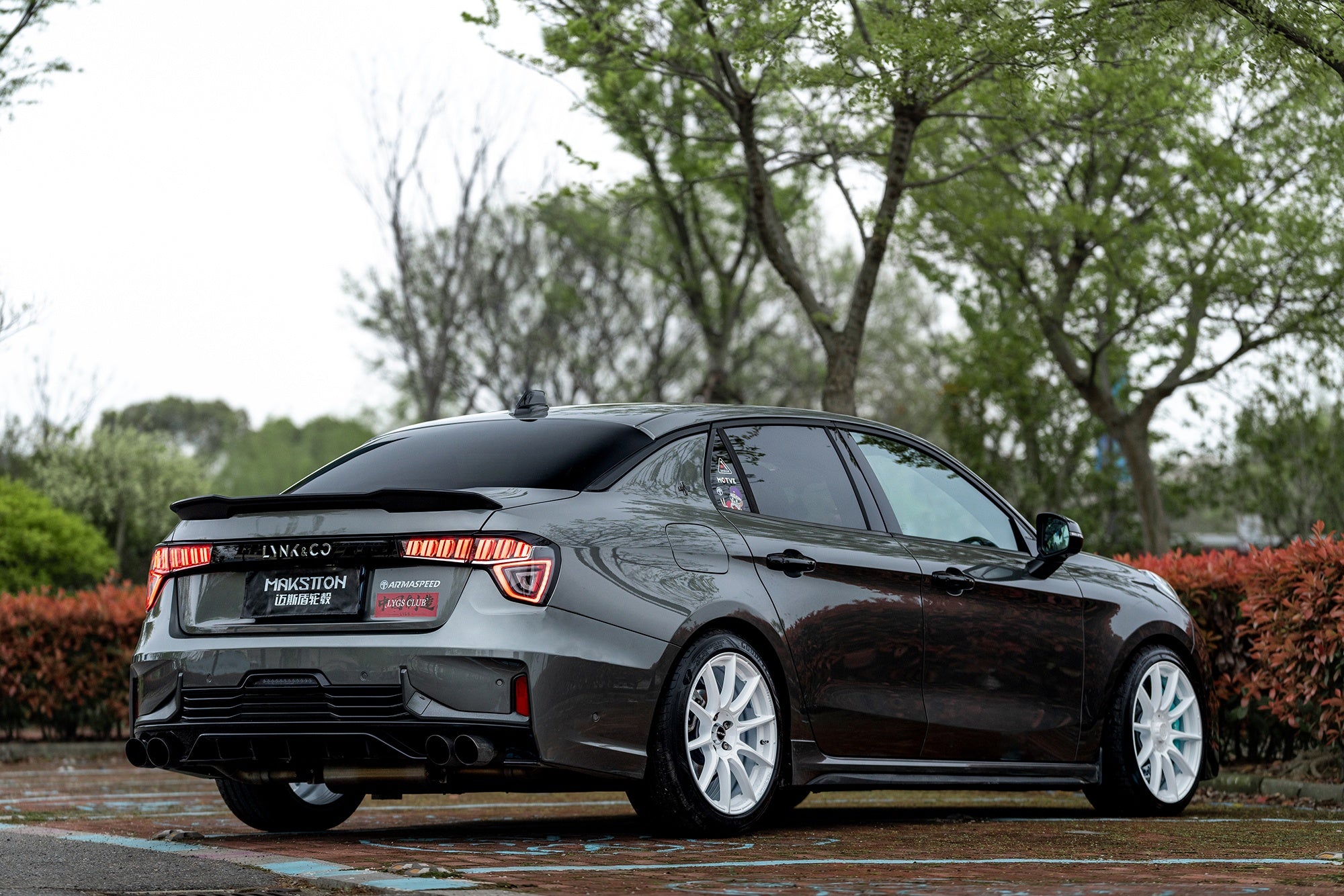 LYNK&CO 03-002-FF FK75