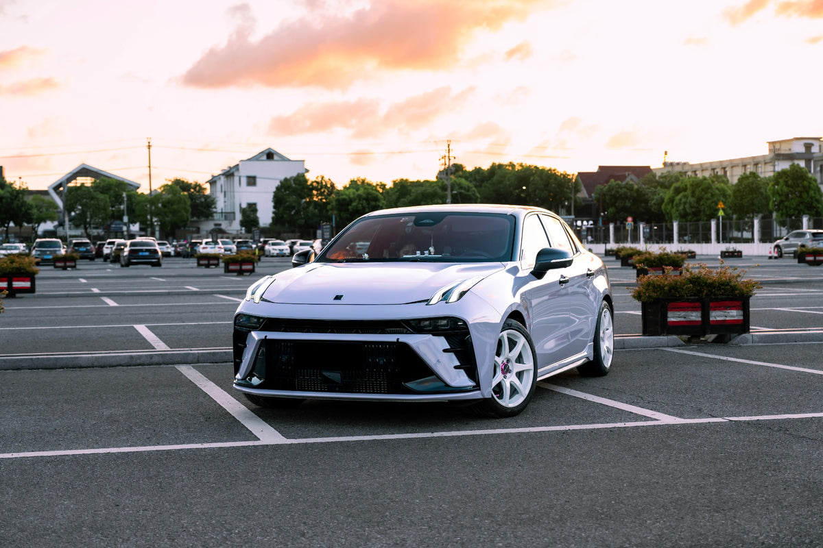 LYNK&CO 03-002-FF MR7