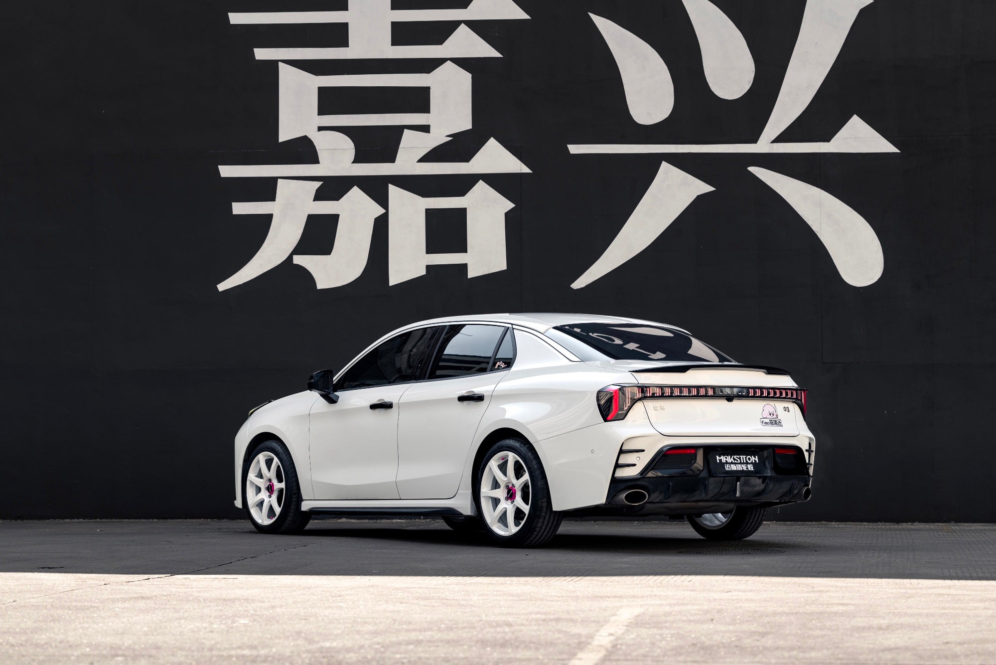 LYNK&CO 03-003-FF MR7