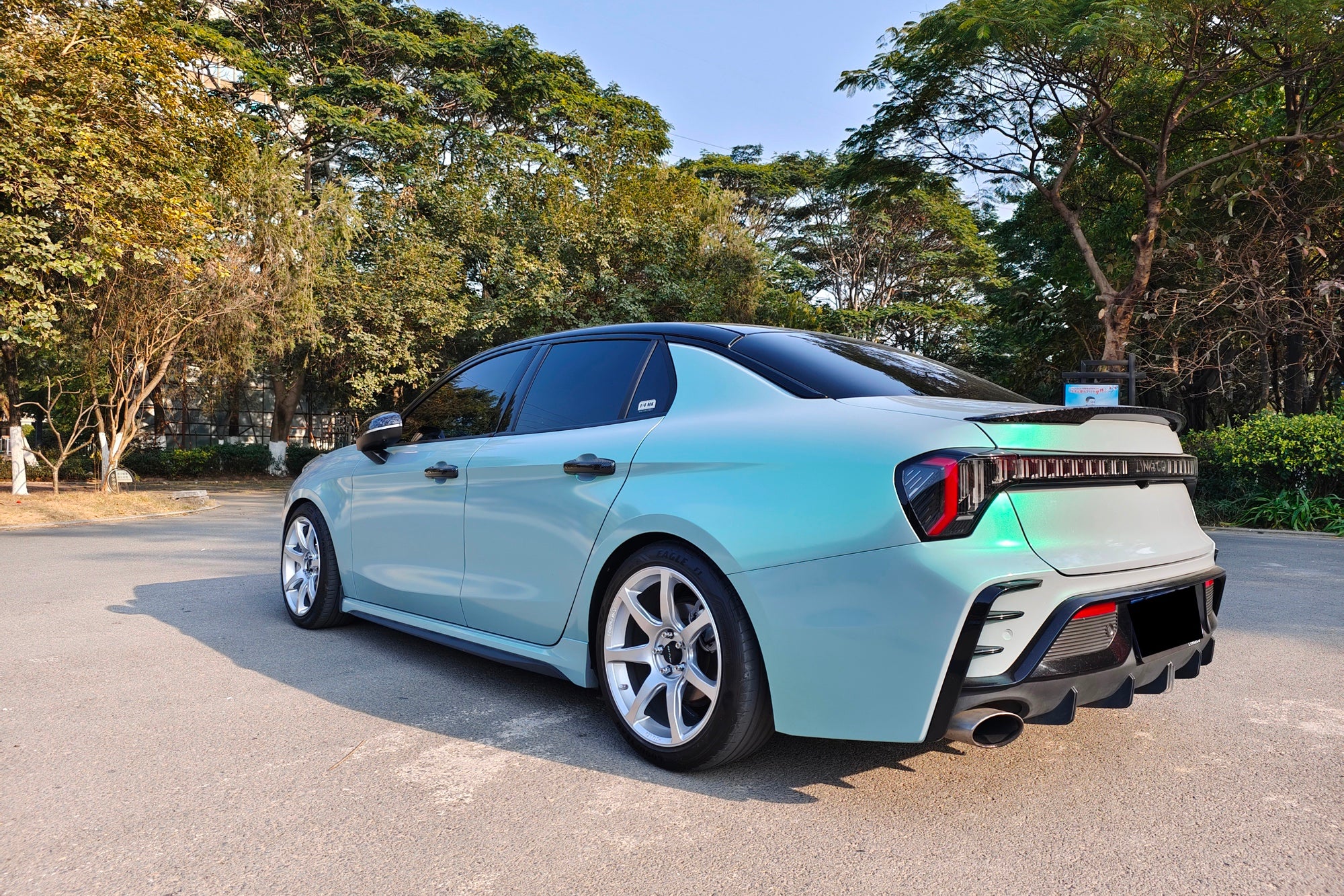 LYNK&CO 03-003-FF MR7