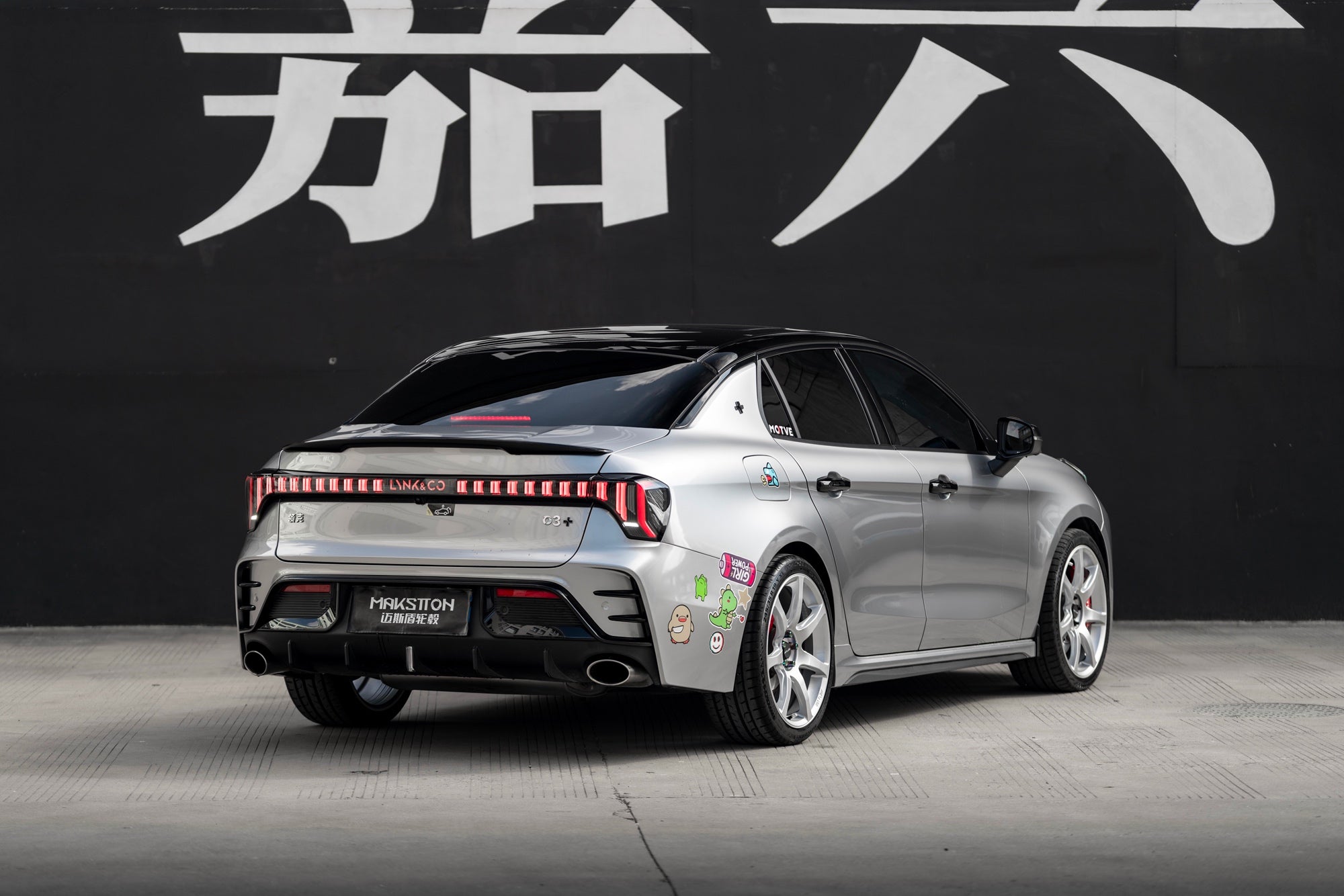 LYNK&CO 03-003-FF MR7
