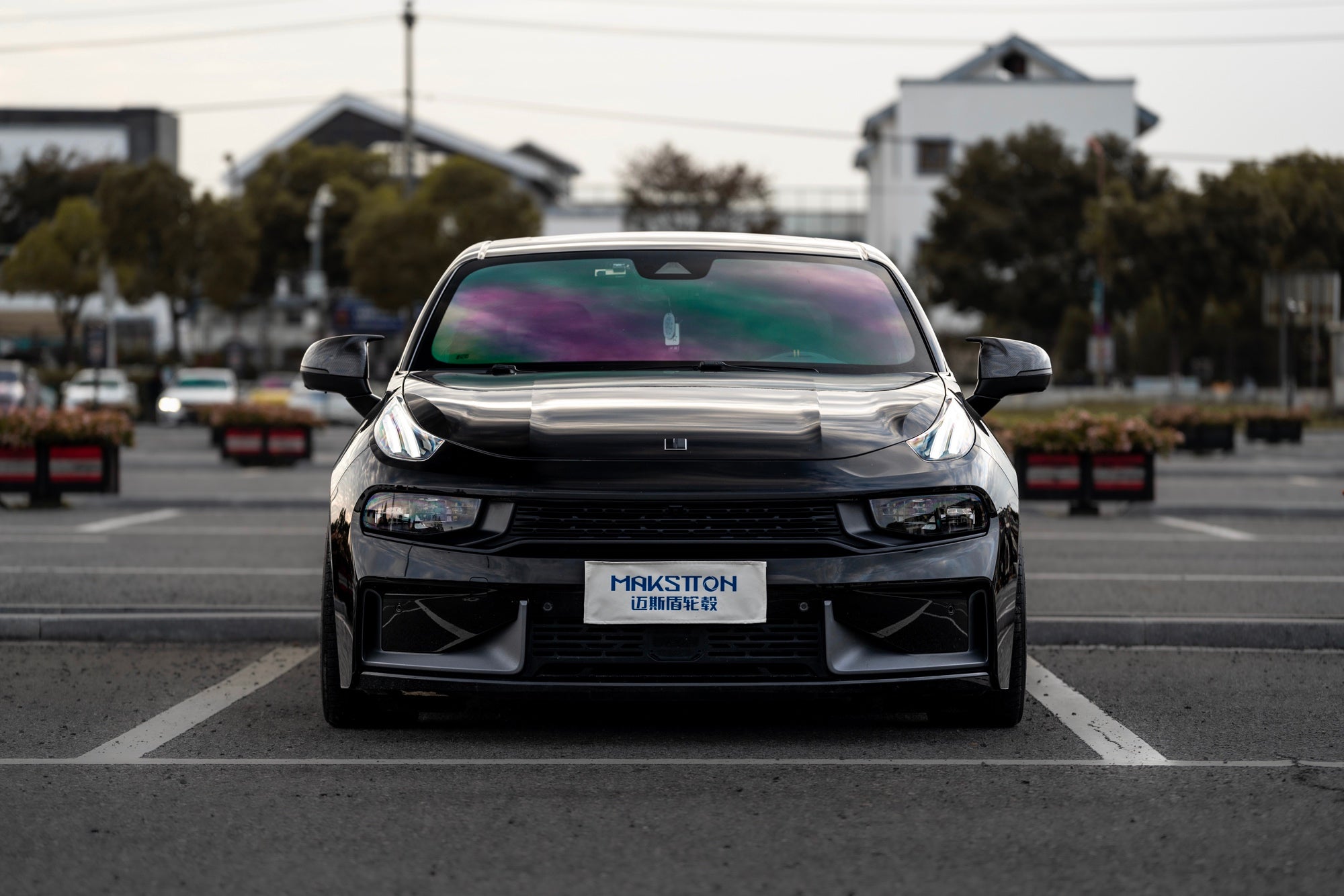 LYNK&CO 03-004-FF 010