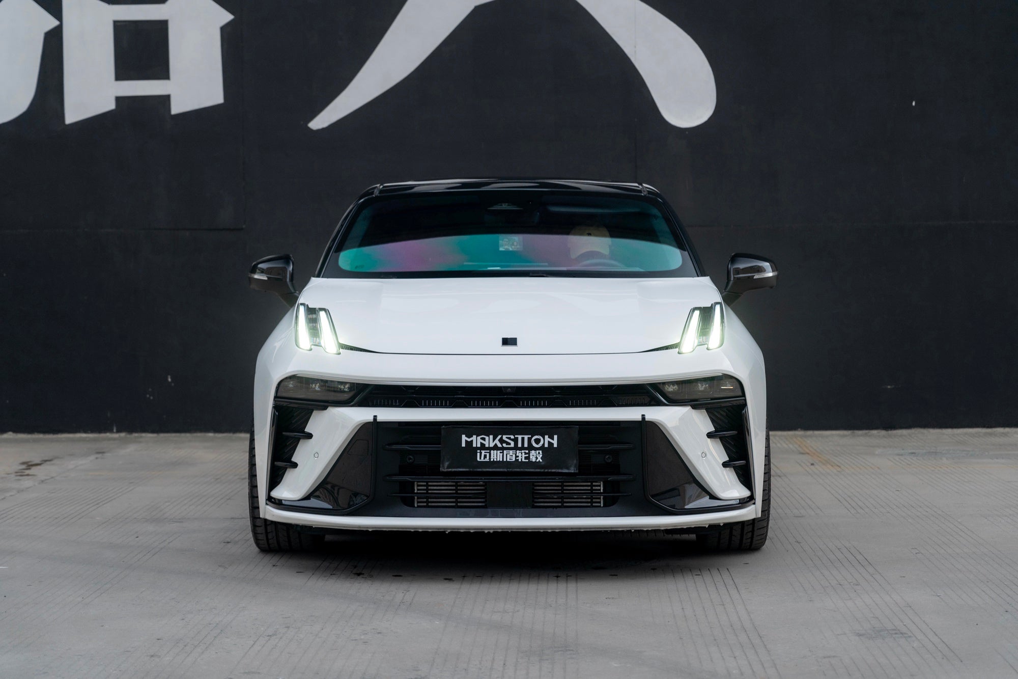 LYNK&CO 03-004-FF MR7
