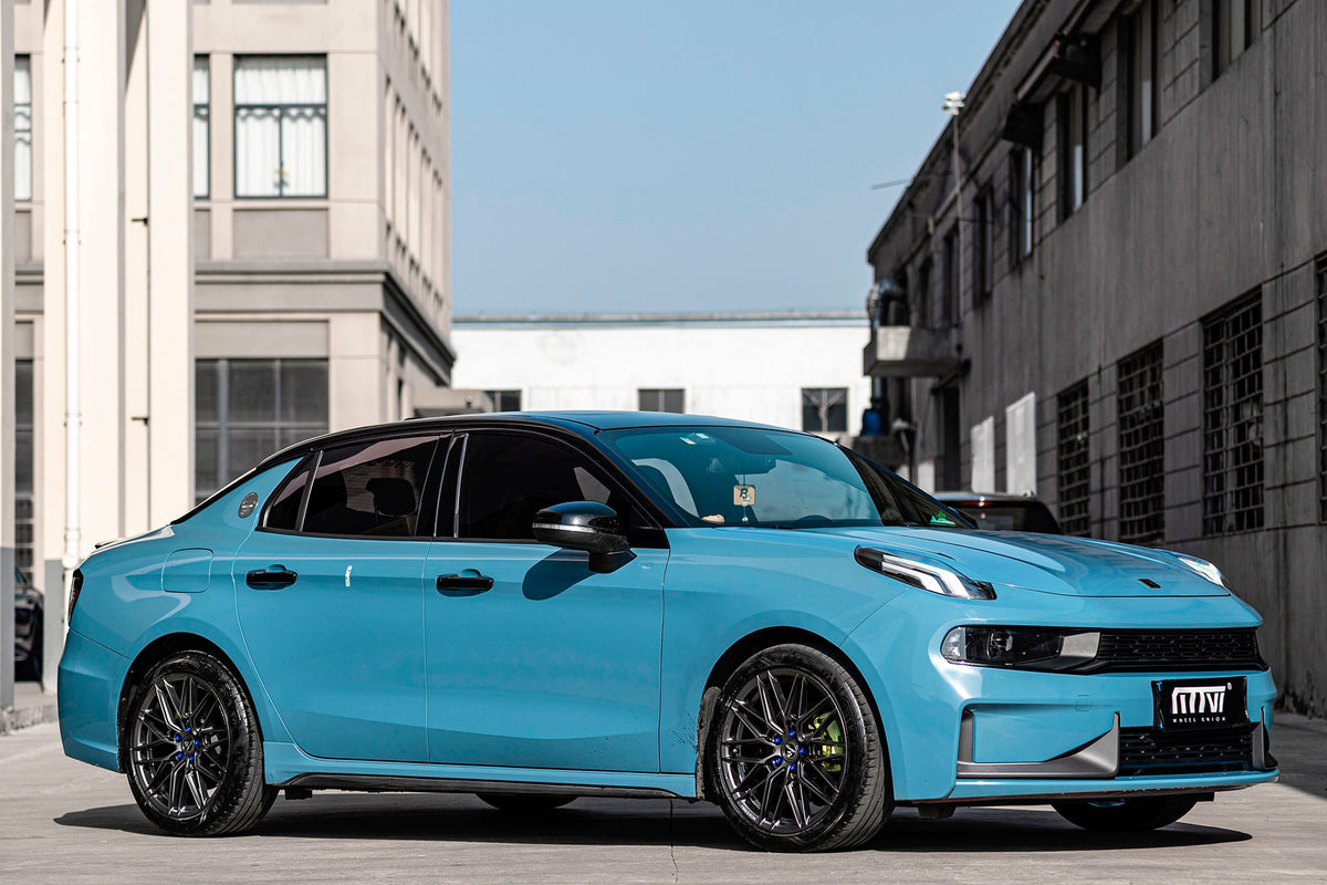 LYNK&CO 03-004-MST 715