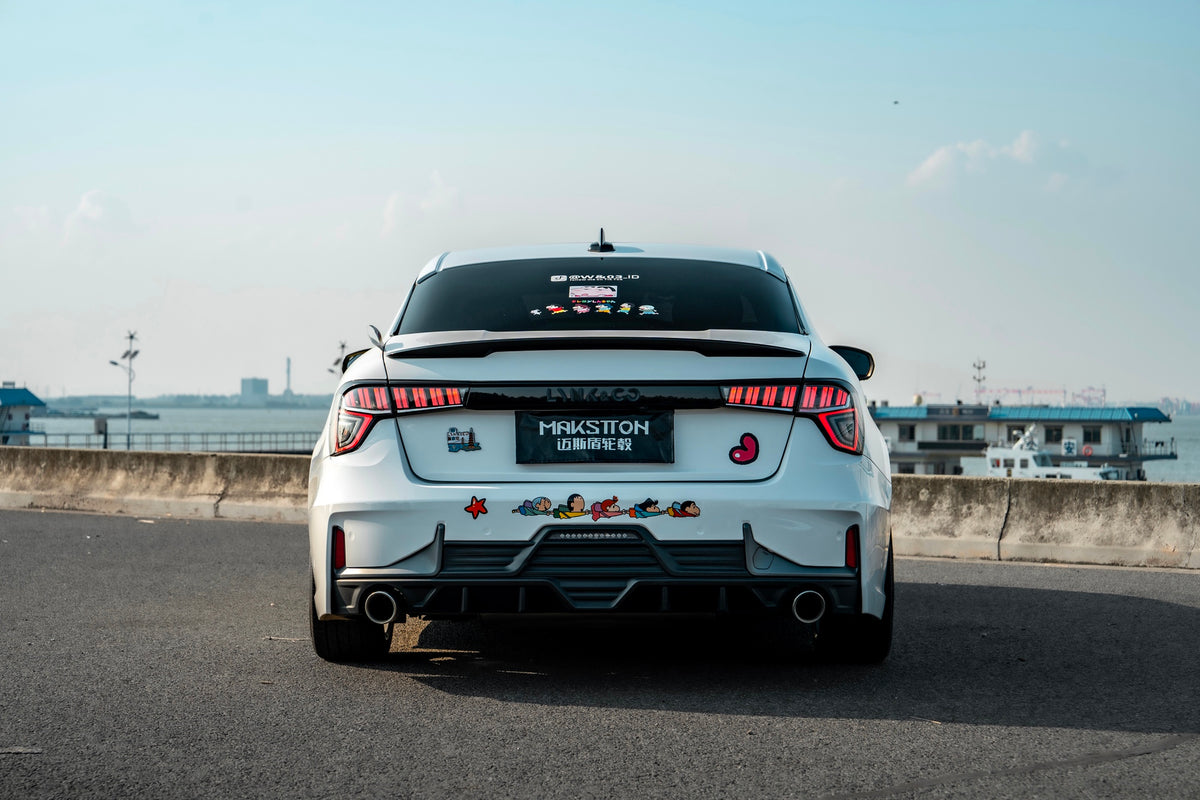 LYNK&CO 03-005-FF MR7