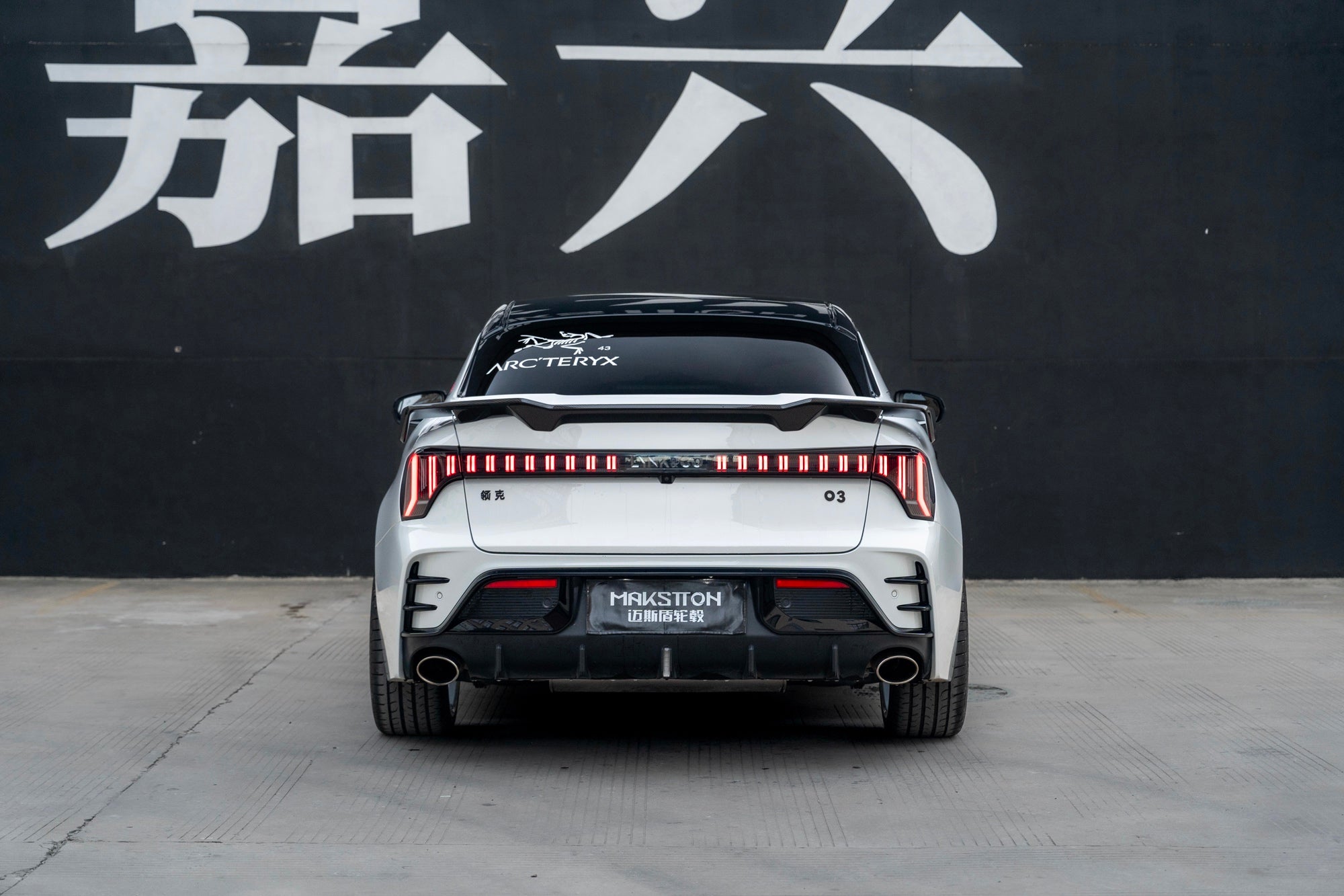 LYNK&CO 03-005-FF MR7