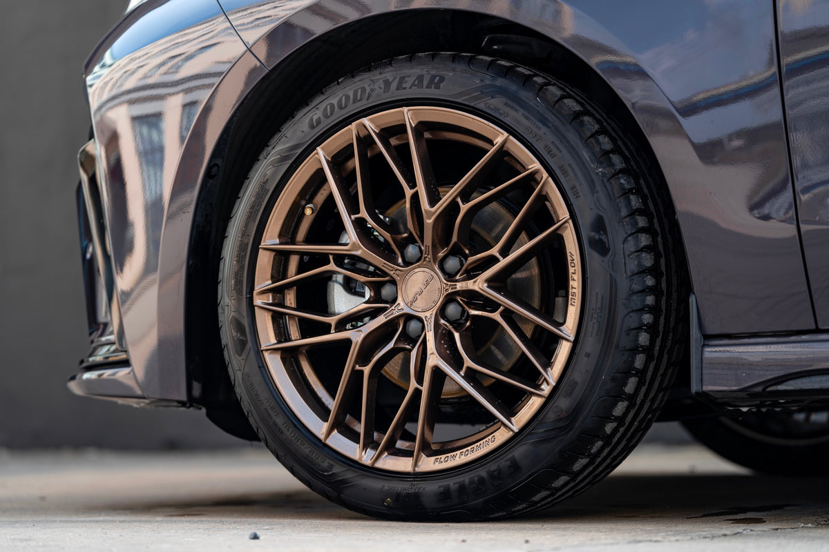 LYNK&CO 03-006-FF FK08