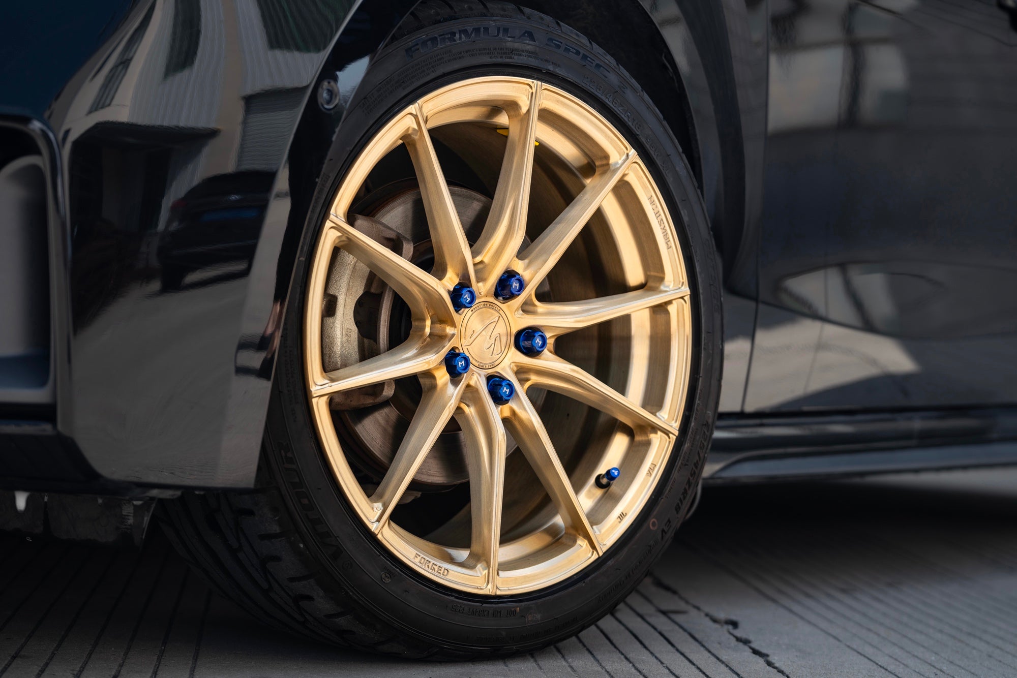 LYNK&CO 03-006-FG 011M