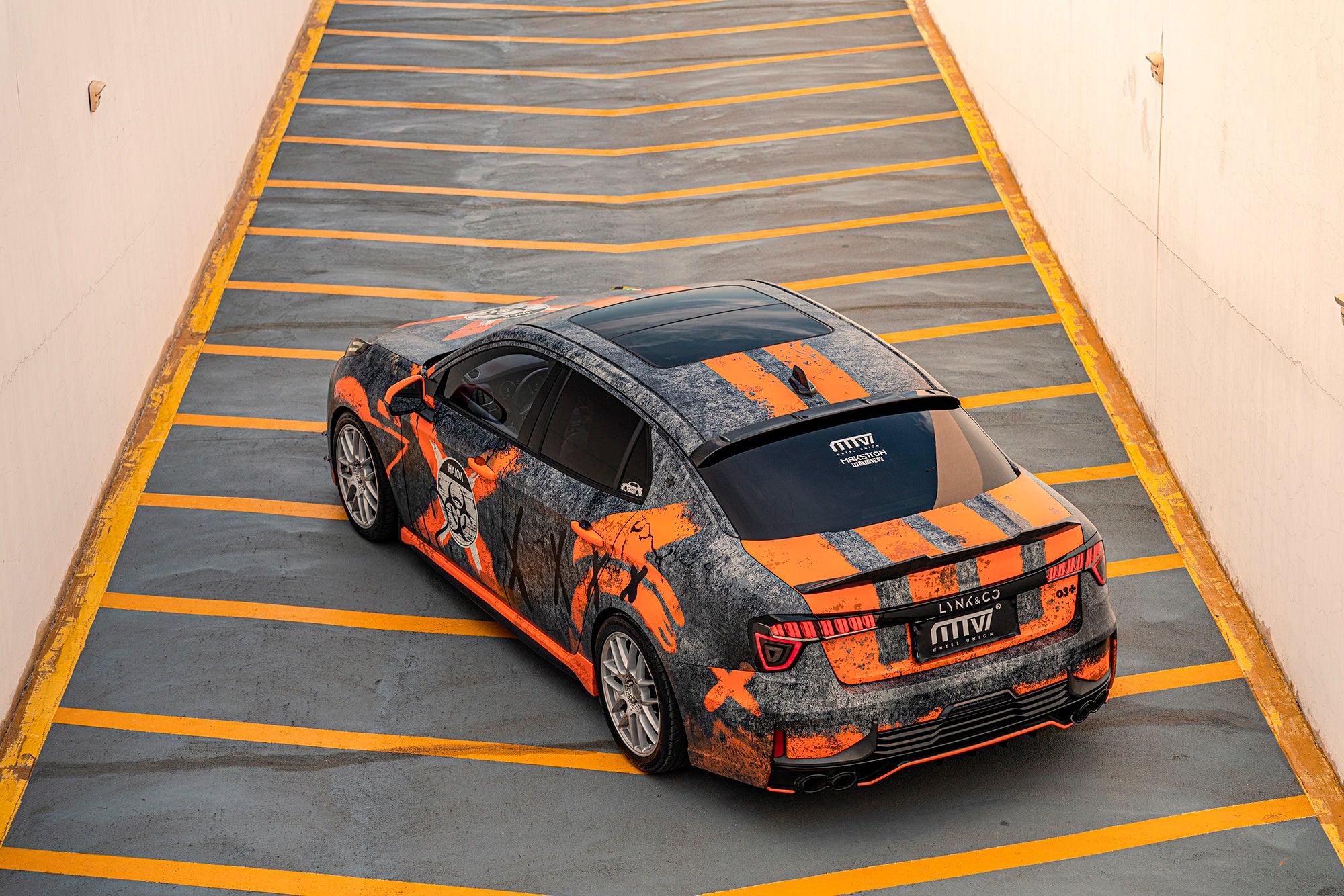 LYNK&CO 03-006-MST CK70