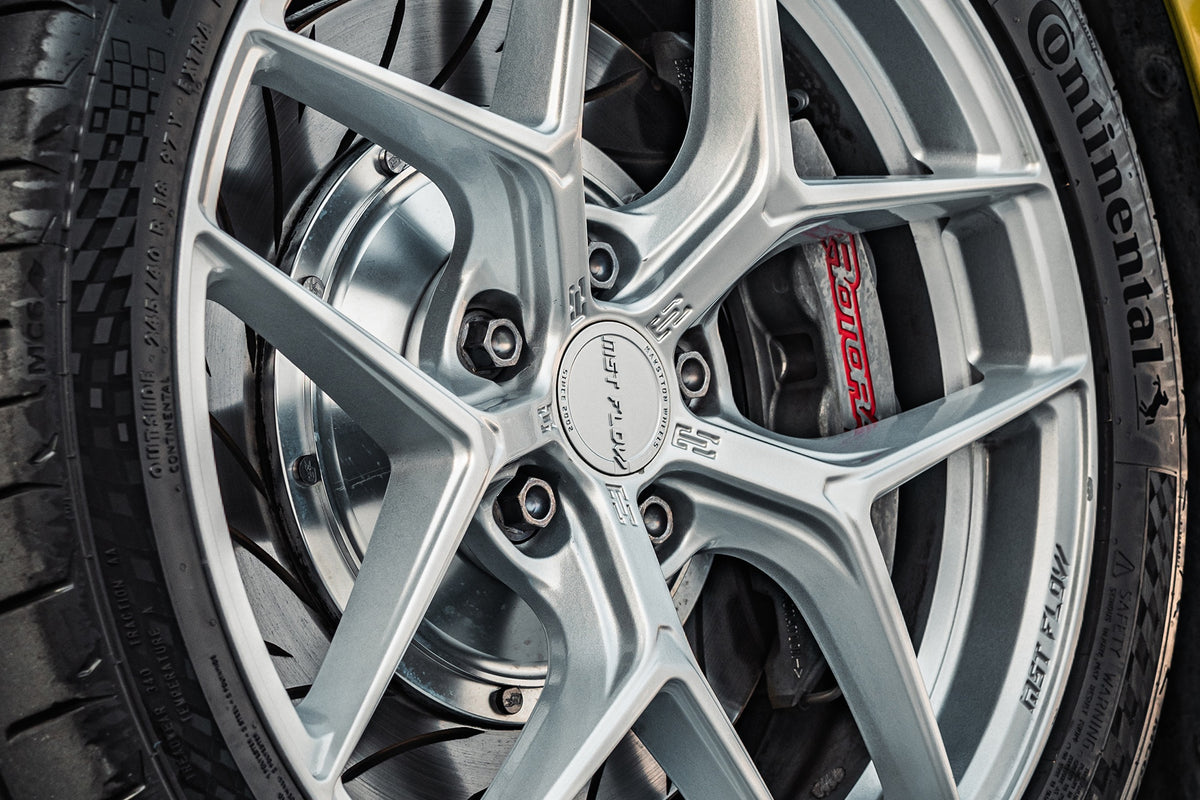 LYNK&CO 03+-002-FF FK07