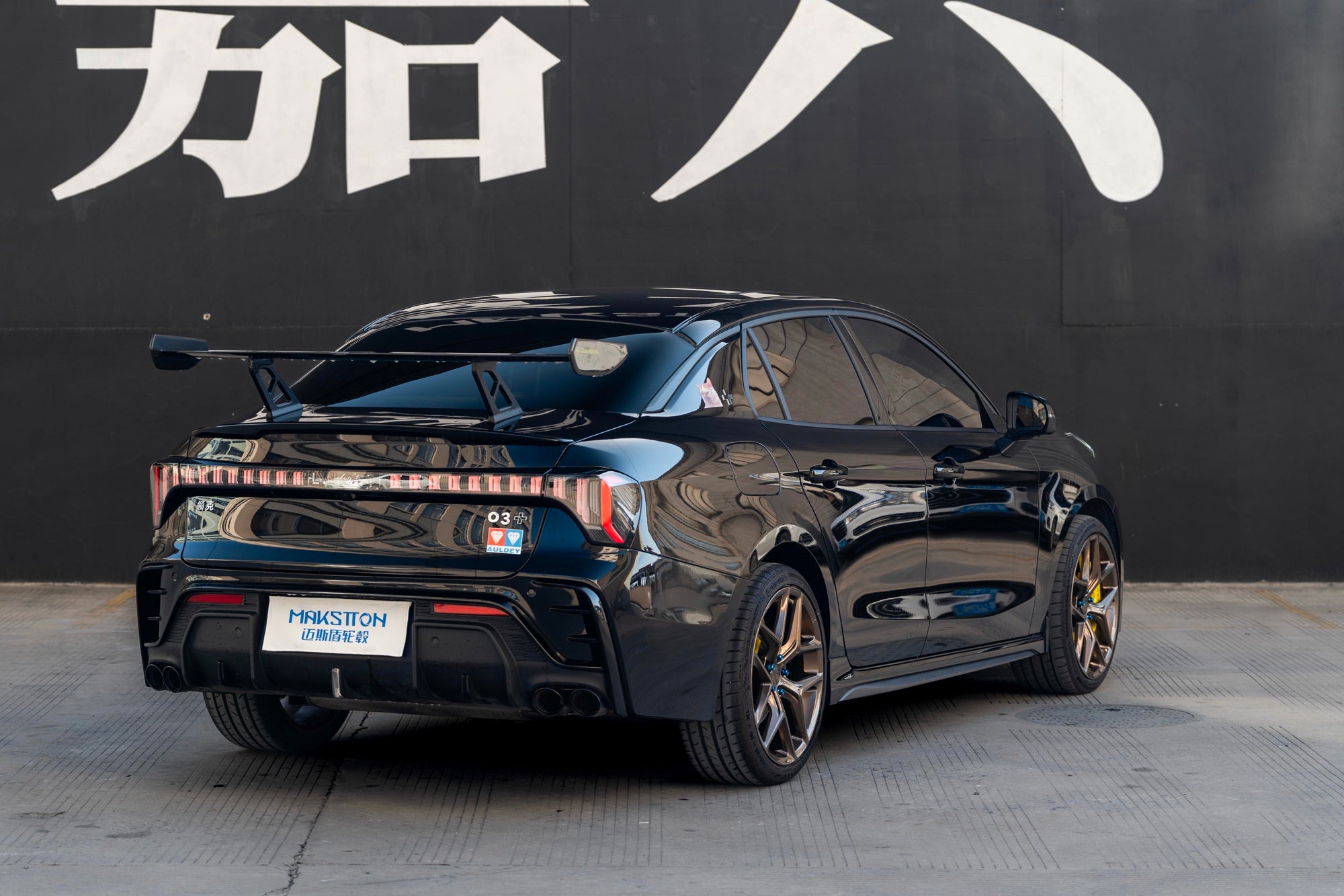 LYNK&CO 03+-003-FG FK07RLR