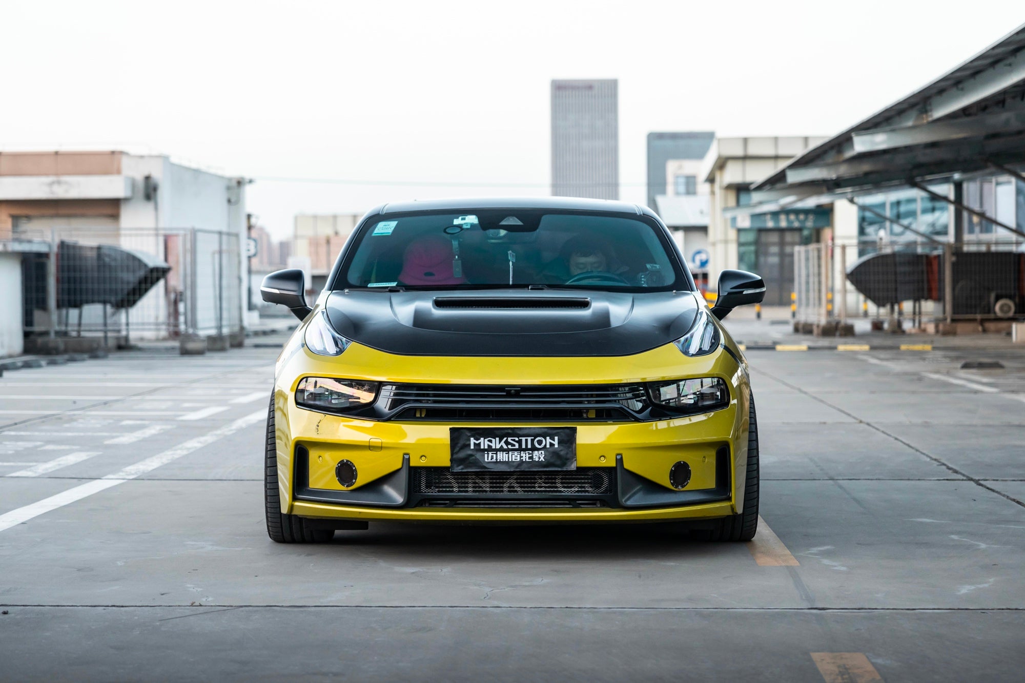 LYNK&CO 03+-004-FF 010