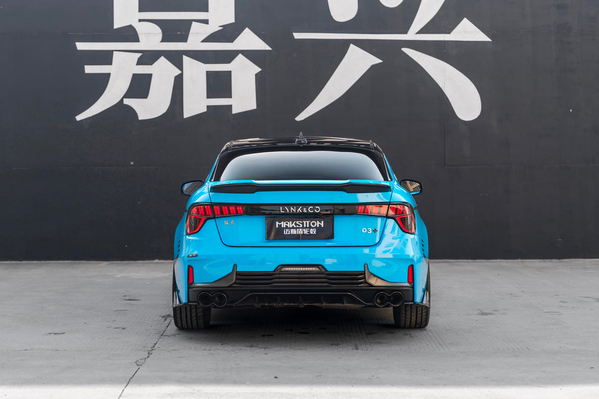 LYNK&CO 03+-005-FF 011