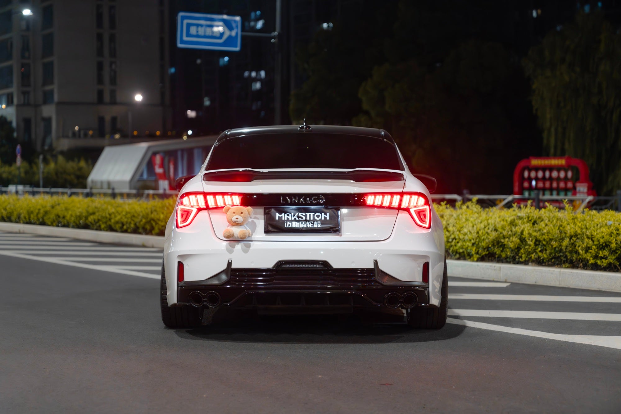 LYNK&CO 03+-005-FF FK07