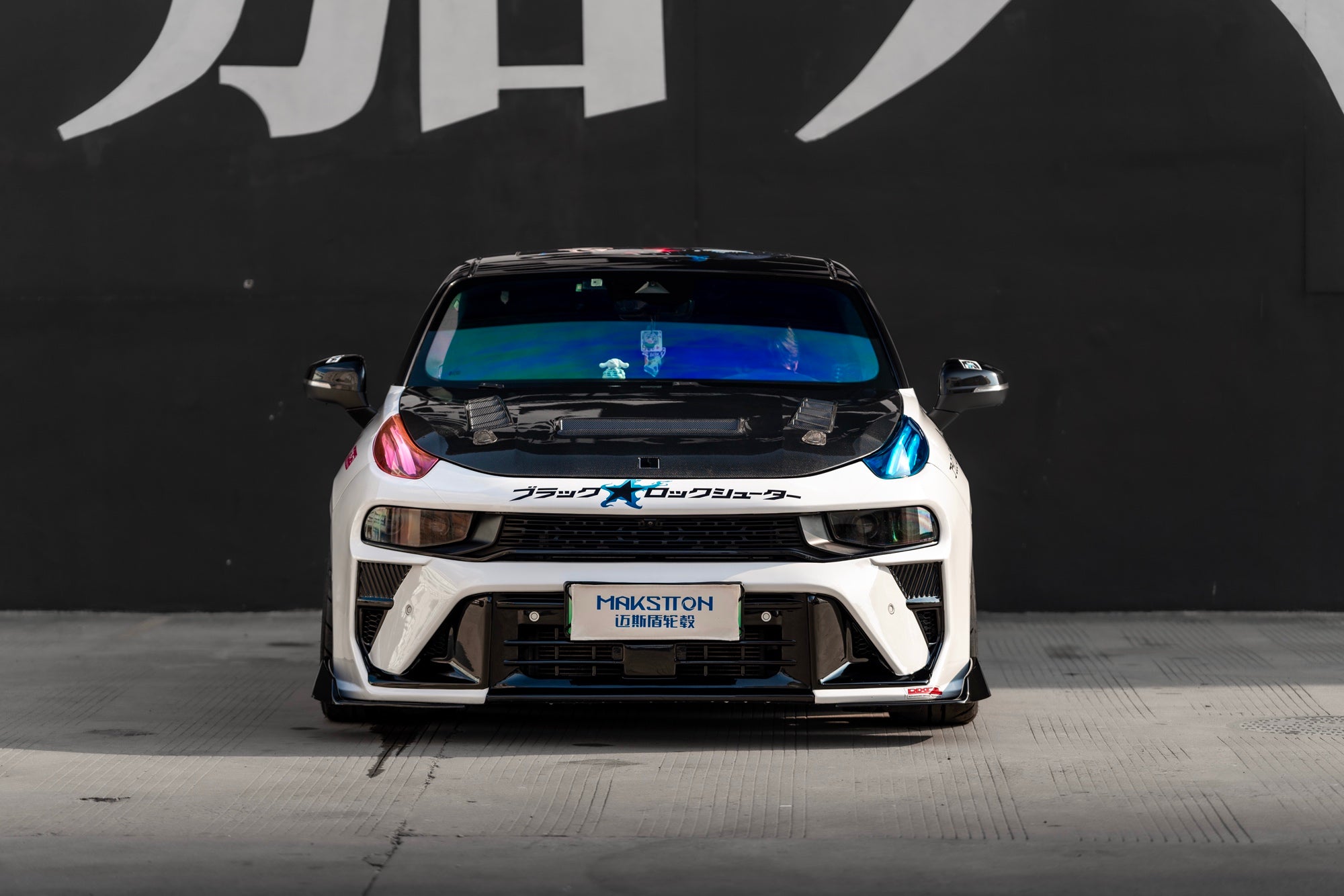 LYNK&CO 03 PHEV-004-GOT 202