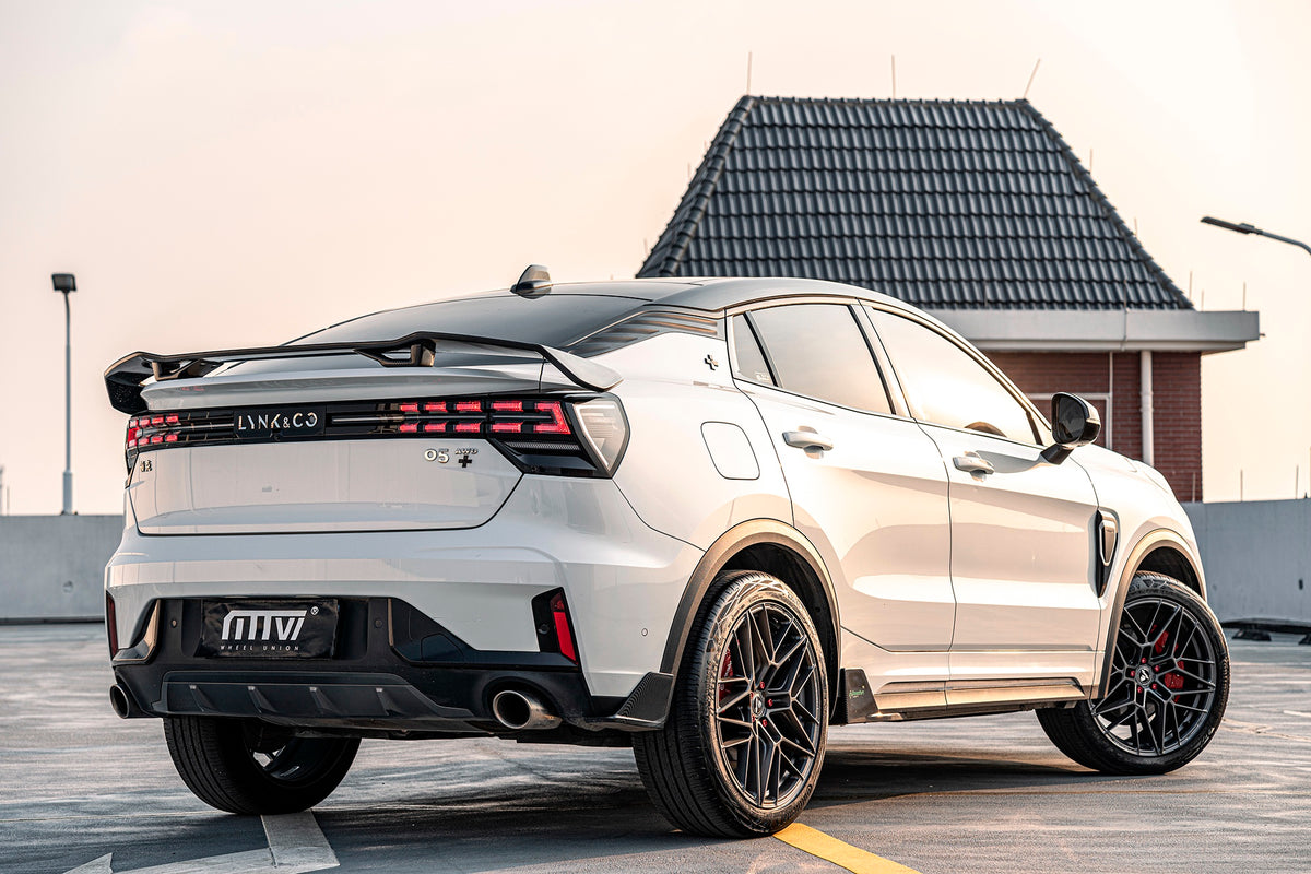 LYNK&CO 05-005-MST 718