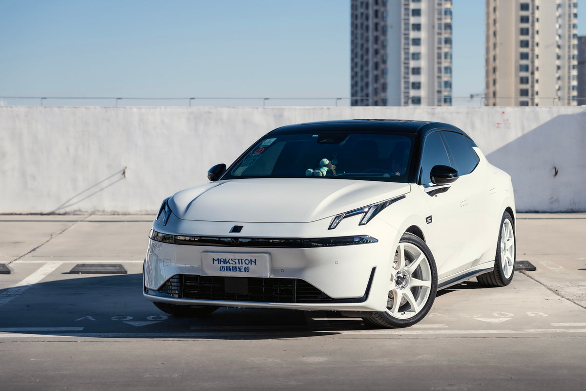 LYNK&CO 07-002-FF MR7