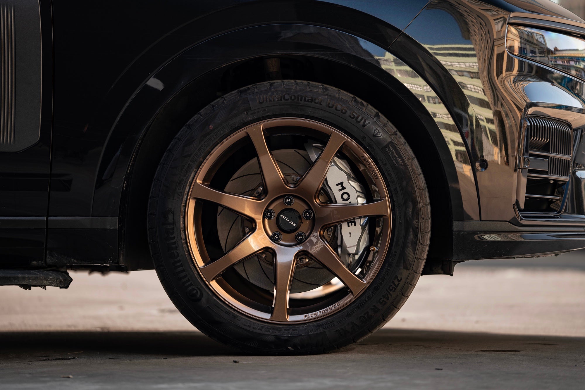 LYNK&CO 09-006-FF MR7